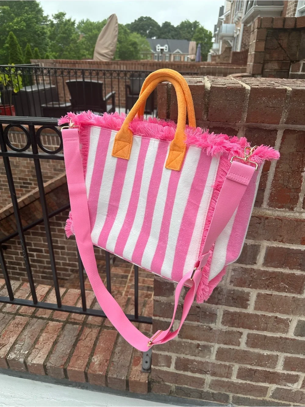 Shiraleah Pink & White Striped Tote Bag with Orange Handles NWT - Picture 10 of 11